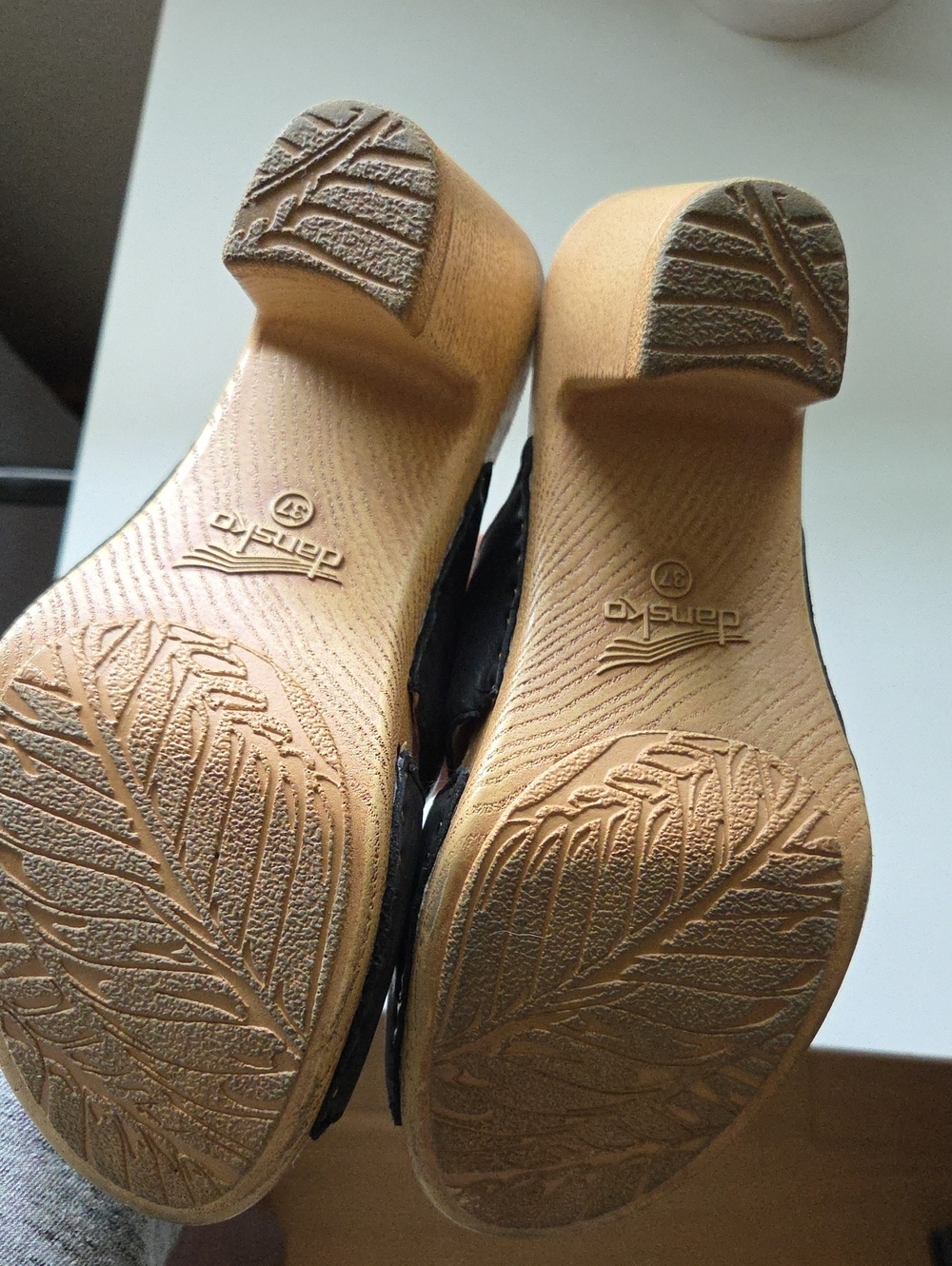 Dansko Heels - Picture 3 of 4